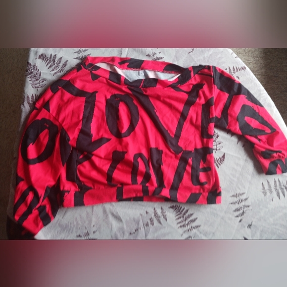 Sweater - Picture 1 of 3